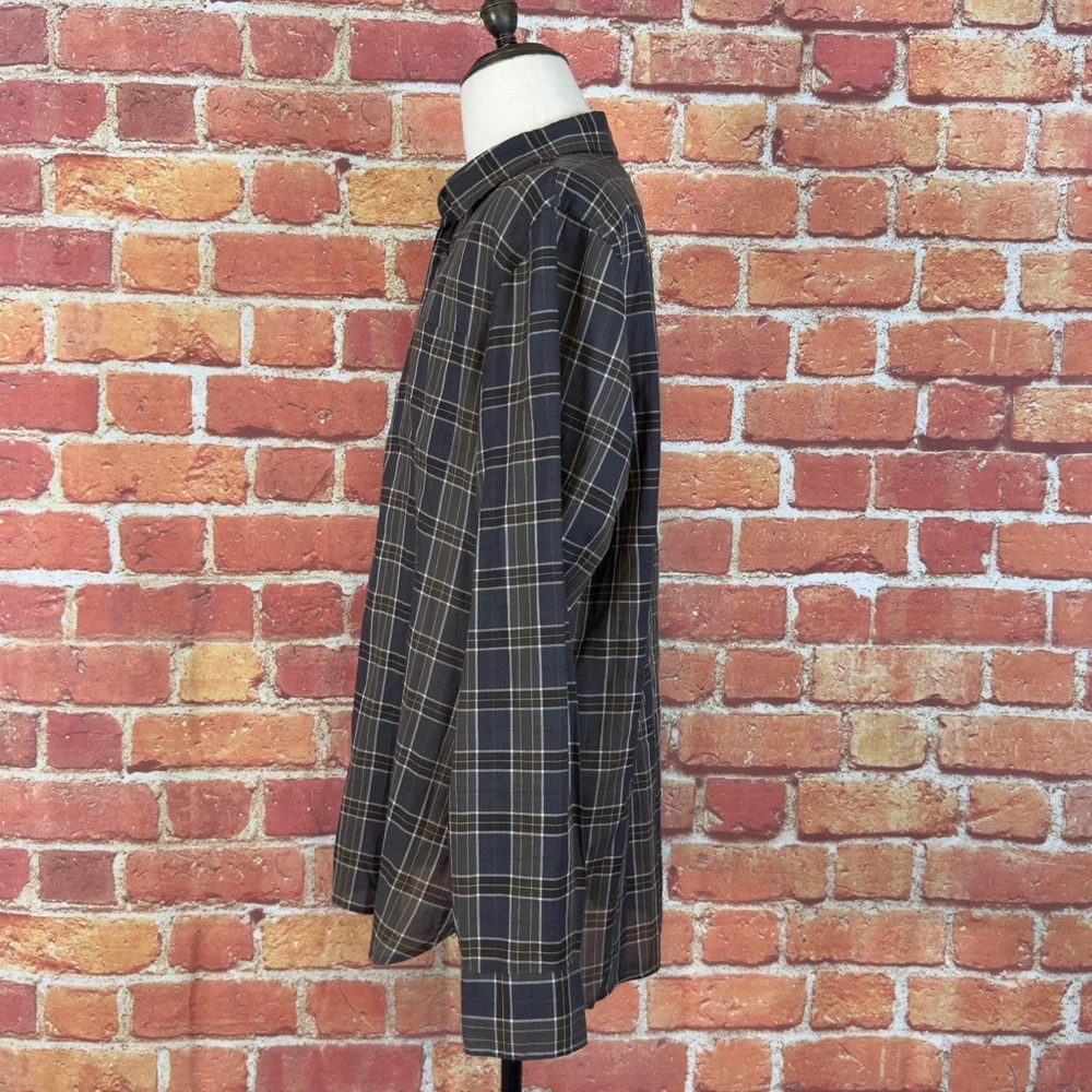 John Varvatos Men's Plaid‎ Button-Up Shirt Size XL Lightweight & Thin Breathable